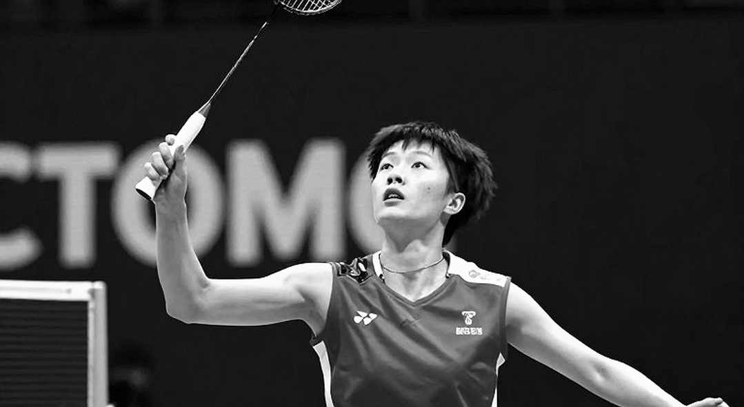 Chức vô địch thứ chín của Nguyễn Thùy Linh: 21-11, 21-8 và mười lăm năm hao mòn phía sau